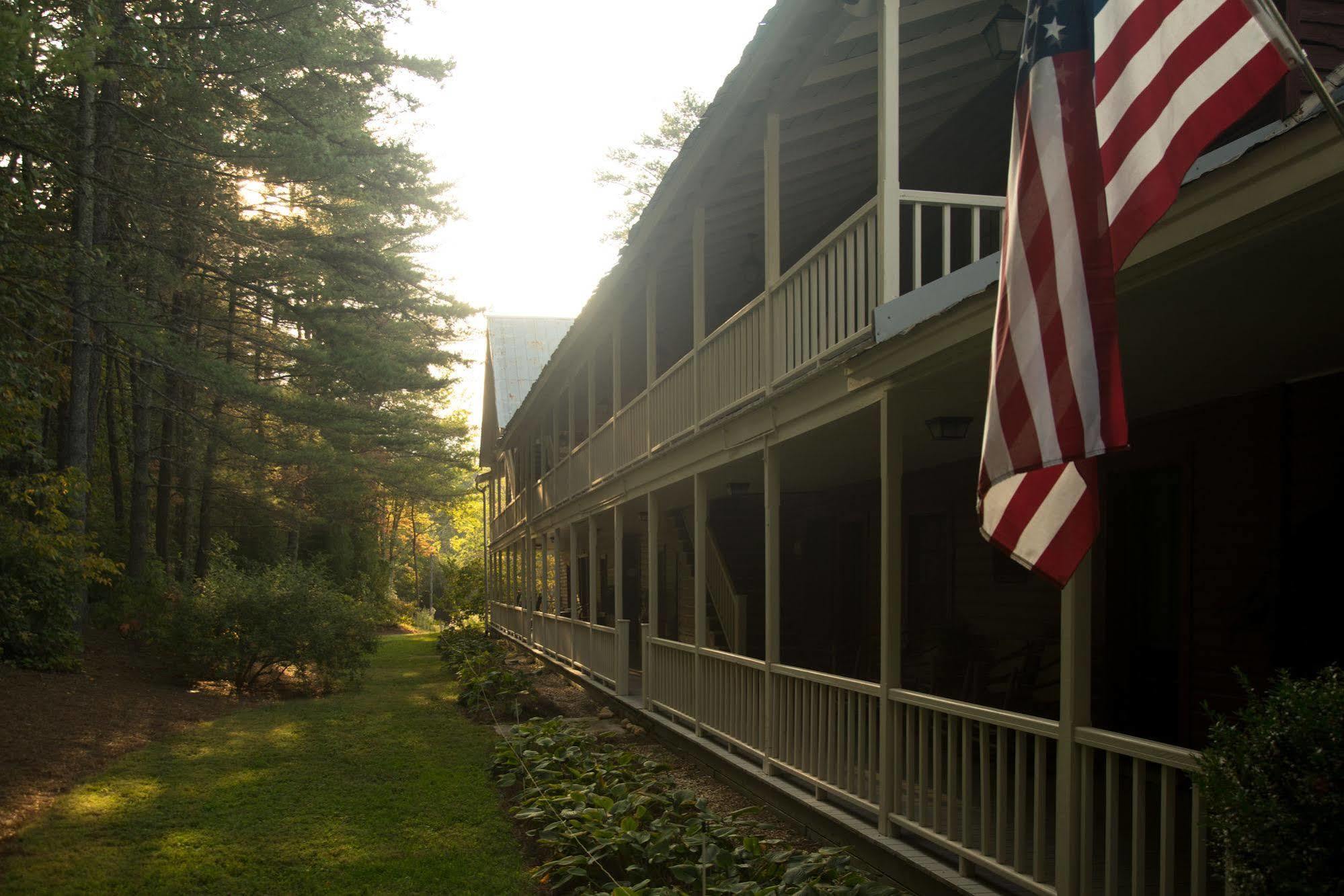 Glen-Ella Springs Hotel & Restaurant Clarkesville Exterior foto